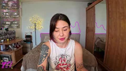Camomile Lil online show from June 25, 10:30 am