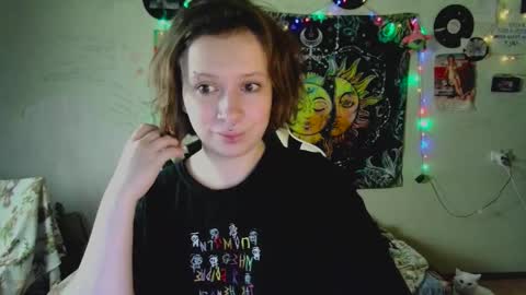 Lil online show from October 26, 11:00 pm