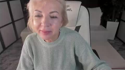 Lilia online show from November 14, 8:25 am