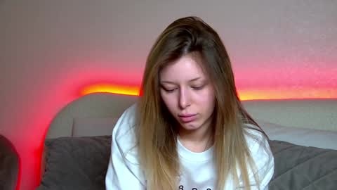 Snapshot of liliabianca chatting on February 2, 6:59 am Mia online show from February 2, 6:59 am