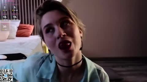 Lilian online show from February 25, 1:26 am