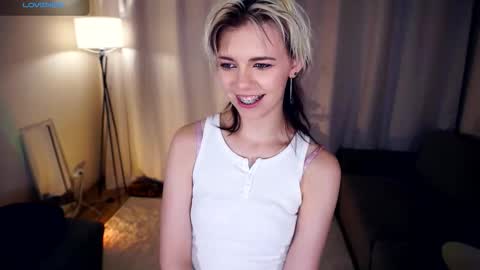 Snapshot of liliandaniels chatting on September 30, 7:14 am Lilian online show from September 30, 7:14 am