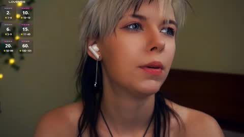 Snapshot of liliandaniels chatting on September 14, 8:12 am Lilian online show from September 14, 8:12 am