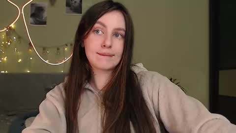 Snapshot of liliatlu chatting on October 15, 10:23 pm Lilu online show from October 15, 10:23 pm