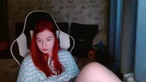 Snapshot of liliawoolf chatting on March 4, 5:21 am liliawoolf online show from March 4, 5:21 am