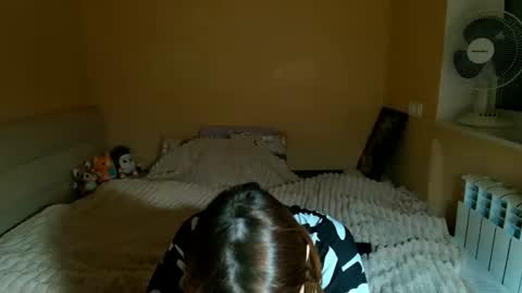 Snapshot of liliawoolf chatting on October 13, 3:58 pm liliawoolf online show from October 13, 3:58 pm