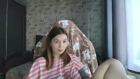 liliawoolf online show from June 18, 11:37 am