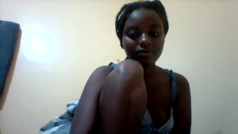 liligal online show from May 27, 4:31 am