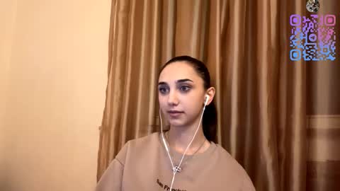 Lina online show from October 17, 11:19 pm