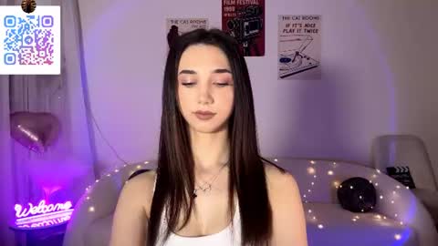 Lina online show from June 18, 10:58 pm