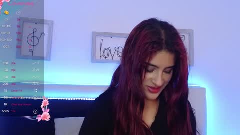 Snapshot of liliith_savett chatting on December 11, 12:44 pm Lilith Savett online show from December 11, 12:44 pm