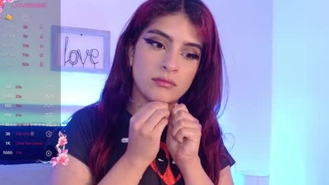 Snapshot of liliith_savett chatting on December 21, 12:49 pm Lilith Savett online show from December 21, 12:49 pm