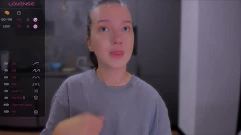 Snapshot of lililaluna chatting on October 28, 6:57 pm             ...  online show from October 28, 6:57 pm