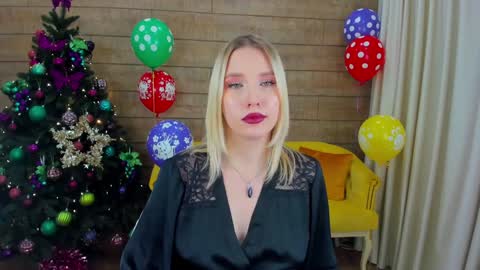 Snapshot of lililinn chatting on December 26, 3:20 pm LiliLinn online show from December 26, 3:20 pm