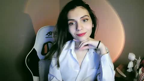 Snapshot of lilirose_x chatting on December 30, 7:32 pm lilirose online show from December 30, 7:32 pm
