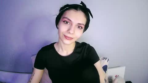 Snapshot of lilirose_x chatting on January 7, 7:06 pm lilirose online show from January 7, 7:06 pm