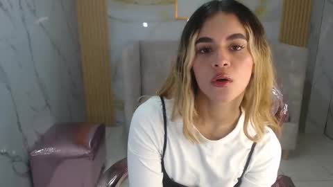 Lilith  online show from October 1, 8:58 pm