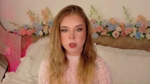 Lilith Bonheur online show from April 21, 7:54 pm