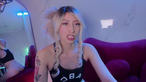 lilith cooper20 online show from February 28, 4:12 am