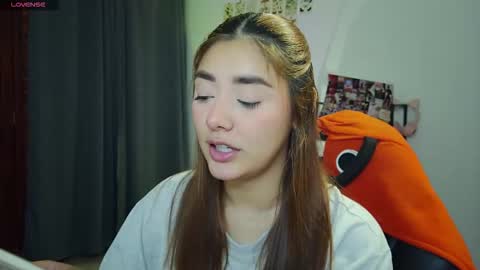 Lilith online show from February 24, 2:00 am