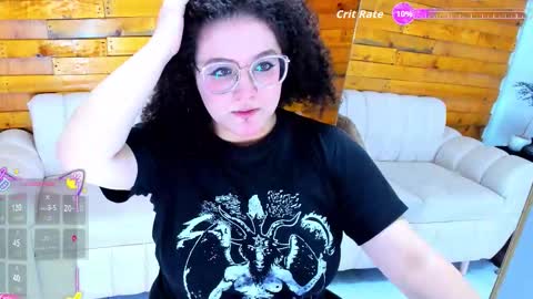 Snapshot of lilith_mesa chatting on October 1, 3:44 am Lilith online show from October 1, 3:44 am