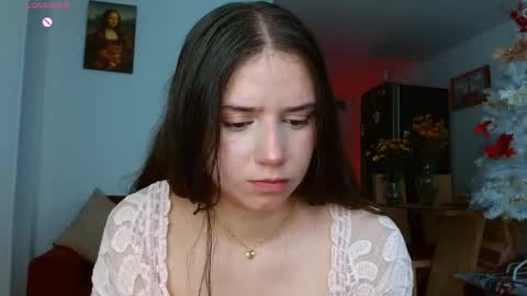 Abril  online show from December 3, 3:14 pm