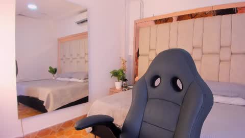 Welcome to Lilith room online show from July 27, 3:47 am