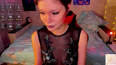 lilithbroke69 online show from March 25, 9:28 pm