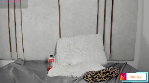 Lilith online show from March 27, 11:49 pm