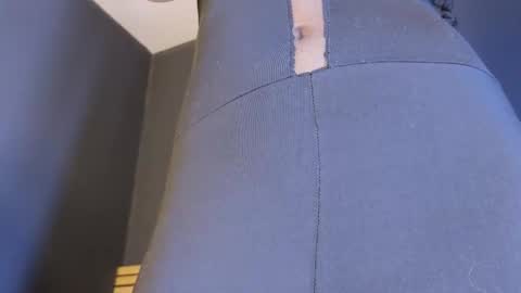 lilithduval online show from September 30, 11:05 am