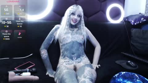 Snapshot of lilithlevis chatting on December 23, 12:14 am Tifon Mary - Indepent model online show from December 23, 12:14 am