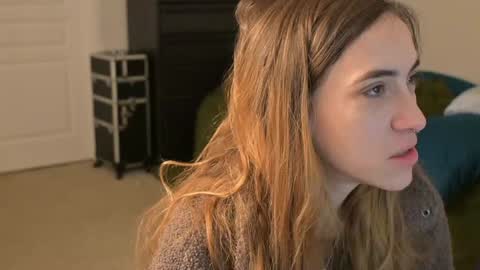 Snapshot of lilithoftrees chatting on December 20, 1:54 pm L online show from December 20, 1:54 pm