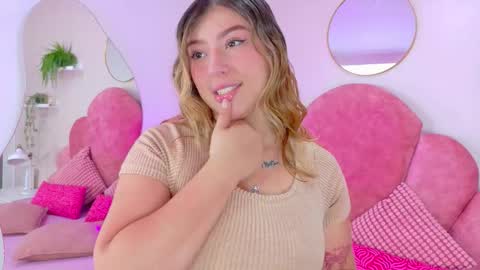 Lilith  online show from November 20, 11:44 am