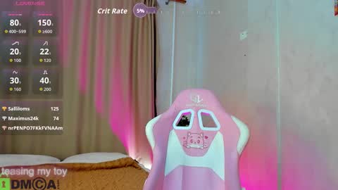 Snapshot of lillian_blake chatting on October 14, 2:36 am LILY online show from October 14, 2:36 am