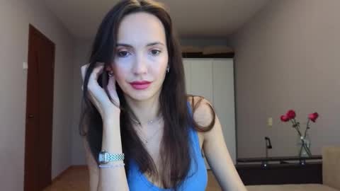 Snapshot of lillian_clark7 chatting on October 13, 8:17 am Lillian online show from October 13, 8:17 am