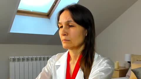 Snapshot of lillian_white1 chatting on February 2, 7:09 am lillian_white1 online show from February 2, 7:09 am