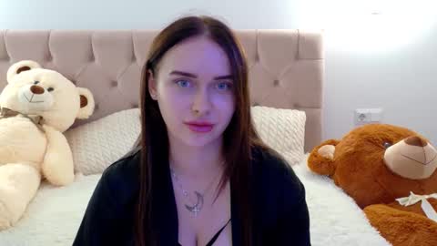 Snapshot of lilliana_moon chatting on September 27, 8:10 am lilliana_moon online show from September 27, 8:10 am