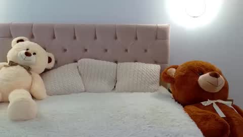 Snapshot of lilliana_moon chatting on September 26, 8:01 am lilliana_moon online show from September 26, 8:01 am