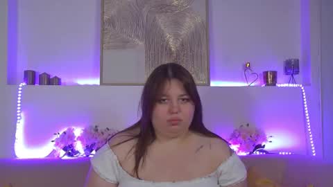 LillianHaig online show from February 18, 5:20 am