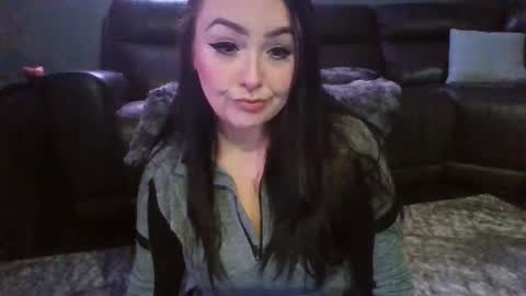 Snapshot of lillithdom chatting on February 11, 1:31 am Lillith Blackk online show from February 11, 1:31 am