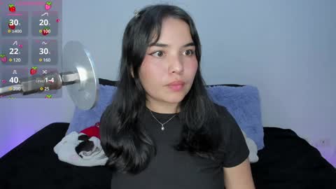 Snapshot of lilly_kinky chatting on January 14, 1:47 am Lilly online show from January 14, 1:47 am