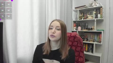 Snapshot of lillyfan_x chatting on March 10, 4:28 am LillyFan X online show from March 10, 4:28 am
