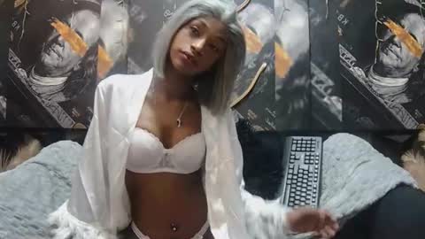 lilmissbaddiexxx online show from June 27, 7:31 pm