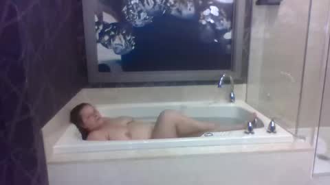 Abby online show from November 10, 6:03 pm