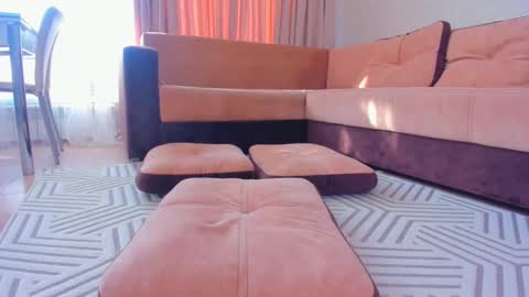 Snapshot of liloneforyou chatting on February 27, 12:13 pm Semmy online show from February 27, 12:13 pm