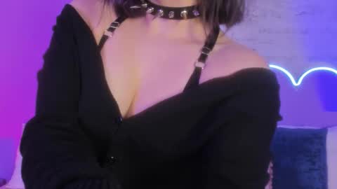 Lilou online show from October 14, 12:30 pm