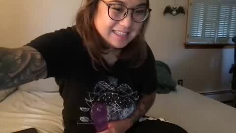 lilqtp2t online show from October 16, 11:57 am