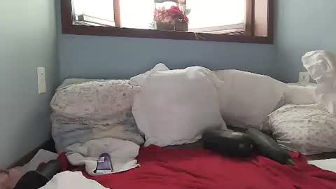 Lilrosiedoll online show from September 16, 4:26 pm