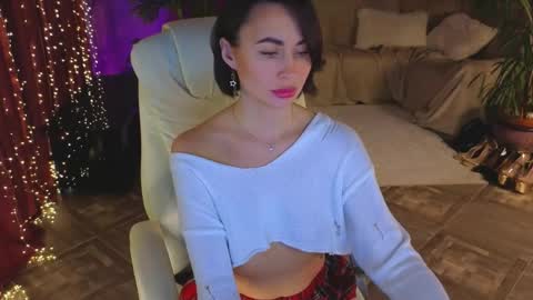 Lilu online show from April 11, 4:43 pm