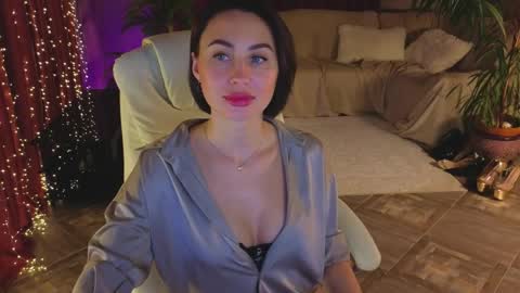 Lilu online show from April 10, 5:41 pm